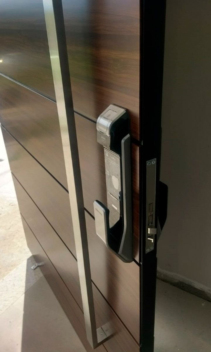 Fechaduras e Controle de Acesso — foto 6